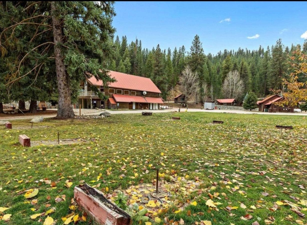 Southfork Lodge - Riverside Inn Lowman Экстерьер фото